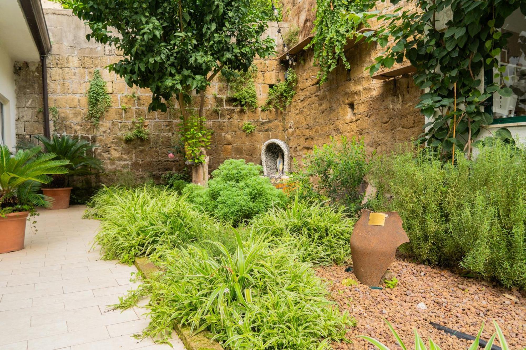 La Puteca Bed & Breakfast Napoli Ngoại thất bức ảnh